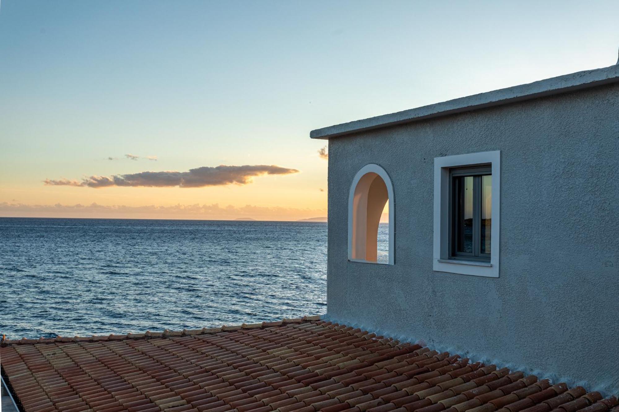 Marina Aparthotel Kardhamili Exterior foto